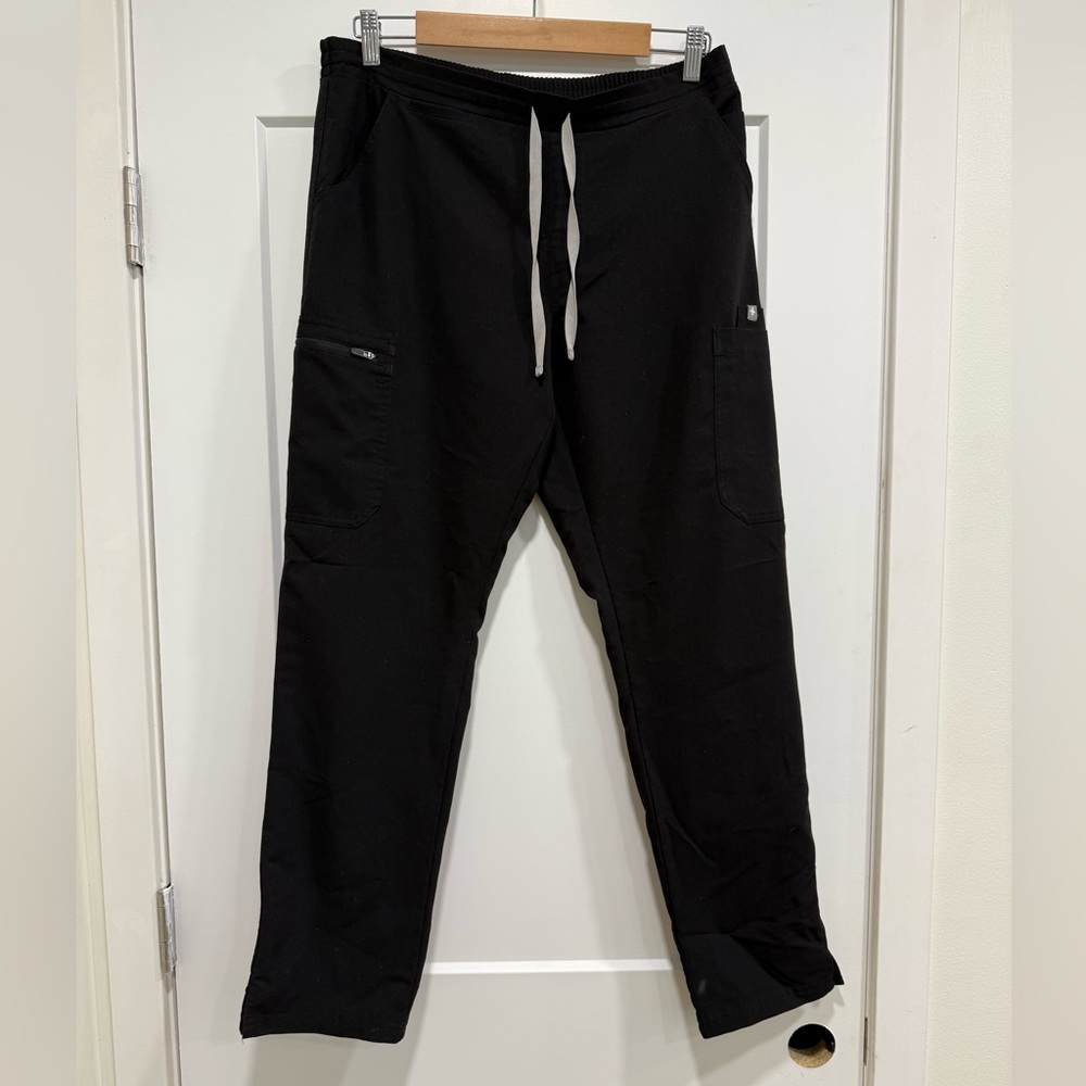 Figs Women's Black Straight Leg Pants